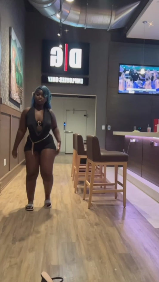 Black Exclusive Romper￼ ￼